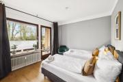 NASA Homes I Moderne City Suite I Zentral I 3 Zimmer I Balkon und Aufzug I neu renoviert I Smart TV I Hotelbetten