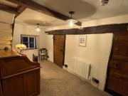 Self Contained Apartment - The Ostrich Inn, Newland