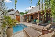 WARNA VILLAS- Villa Hijau Green Style 2 bdr w Pool & Kitchen Uluwatu