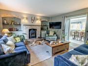 Top Burton Bradstock