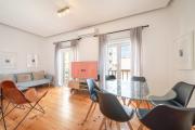 GuestReady - Stylish apt w balcony in Graca
