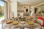 Villa Blanca heated pool and cooker