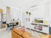 Cozy 1BR w AC, Terrace & Shared Garden – Almada | By Airnest