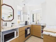 Cozy 1BR w AC, Terrace & Shared Garden – Almada | By Airnest