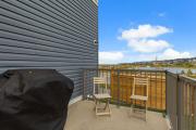 Bright 5BR Family Retreat 15 min to YYC