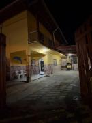 Casa a 200m da praia com 7 camas e Churrasqueira