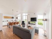Modern Wemeldinge Holiday Home for 6