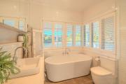 Top Bangalow