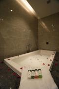 Top Noida