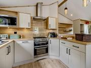 Top Bromlow