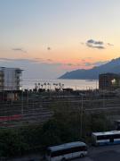 Mareluna - Central Seaview Apartments