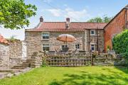 Top Hutton le Hole