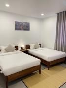 22 Homestay Near Techo international airport