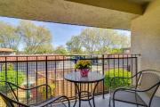 1 Block to Dtwn Pleasanton Condo with Pool Access