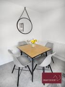 High Wycombe - Garden Parking 2Bed