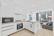 The Cityscape Pad with 2BR, 3-bed & Free Parking