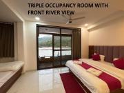 Maayaa inn by Ganges