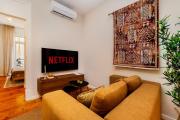WHome Authentic Lisbon Flat Near Penha de França Views