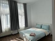 Apartament 12 B