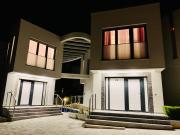 Villa Legacy with privat heating pool