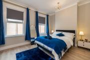 4BR Family Home with 2 Baths in Leyton London
