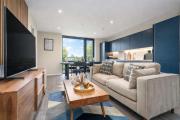 The Mancunian Blue - Manchester Luxury 2-Bed Corner Apartment