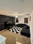 Luxurious 4bed 3bath Near River Walk and Lackland AFB with King Bed