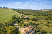 Scappo in Umbria, Casale Lenuccia