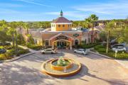 Dog-friendly townhouse with heated pool, lazy river, hot tub, game room, BBQ