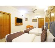 Homely Stay with EURO International - Smart TV & Free Wi-fi