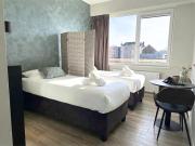 Bedroom, Airco, Free Parking & Private Bathroom
