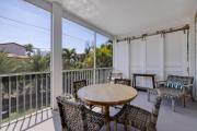 Top Captiva