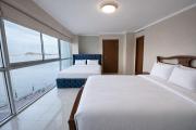 Lujoso depa con piscina, gym, jacuzzi frente a las peñas Guayaquil, Ecuador