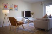 Lovely 2 Bed Apartment, Sleeps 6, Edinburgh