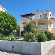 Apartments with parking space Sveti Filip i Jakov - Biograd - 25392