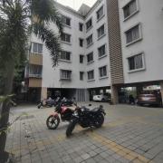 Starlight 3bhk 3bathroom1 km from Mumbai naka bus stop