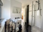 Gemütliche Ferienwohnung mit 2 Schlafzimmern, Fitness & Bestlage