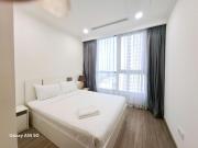 Vinhomes Central Park - landmark Plus 2 BR apartment