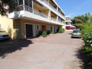 petit studio 4P,pkg sécurisé, WIFI, smart TV, 12 mn centre, samedi au samedi, RDC