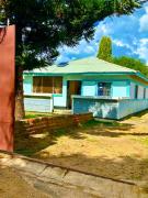 Superb Starling Hotel