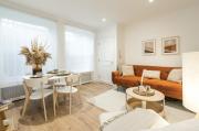 Prime Kensington Flat Just Steps from Earls Court
