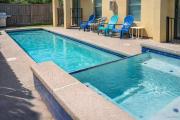 Near Beach Retreat - Ground Floor - Pool - Walk toapts