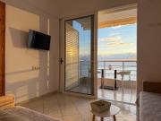 Top Himare