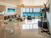 Ocean view 7 min to beach and airport DosLocosDeViaje