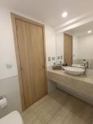 Beautiful apartment with ocean views 2 bedrooms
