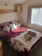 Top Jaywick Sands