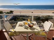 Mar no Horizonte - Seafront 2BR Apartment with Balcony and Garage