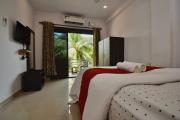 Top Candolim