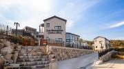 Gyeongju La Familia Pool Villa