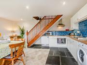 2 Bed in Holsworthy oc-51764